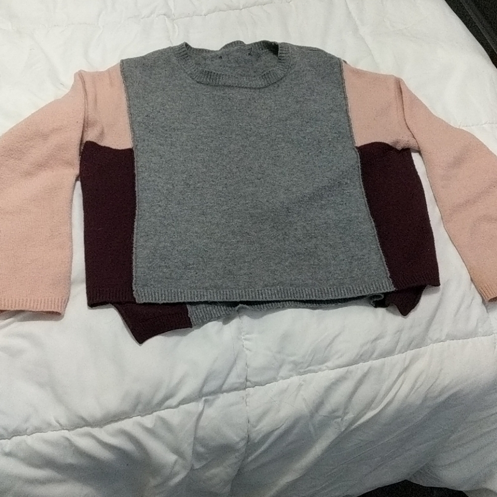 Crop sweater